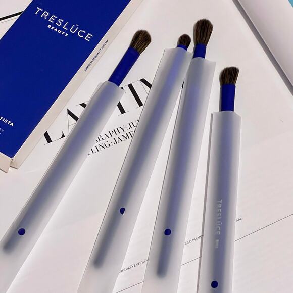 TRESLUCE Beauty 4 PC Makeup Brush Set New - Picture 1 of 1